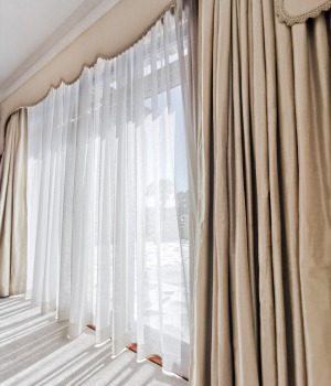Custom-dual-curtains-with-pelmet
